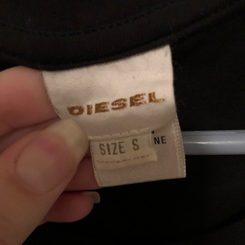 EUC Diesel Womenβs Black Logo T- Shirt - Picture 4 of 6